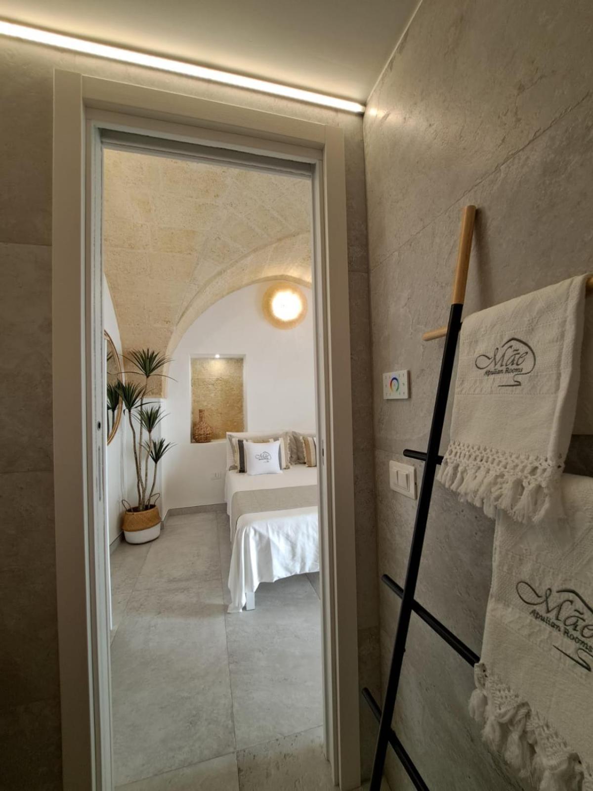Mae Apulian Rooms 格罗塔列 外观 照片