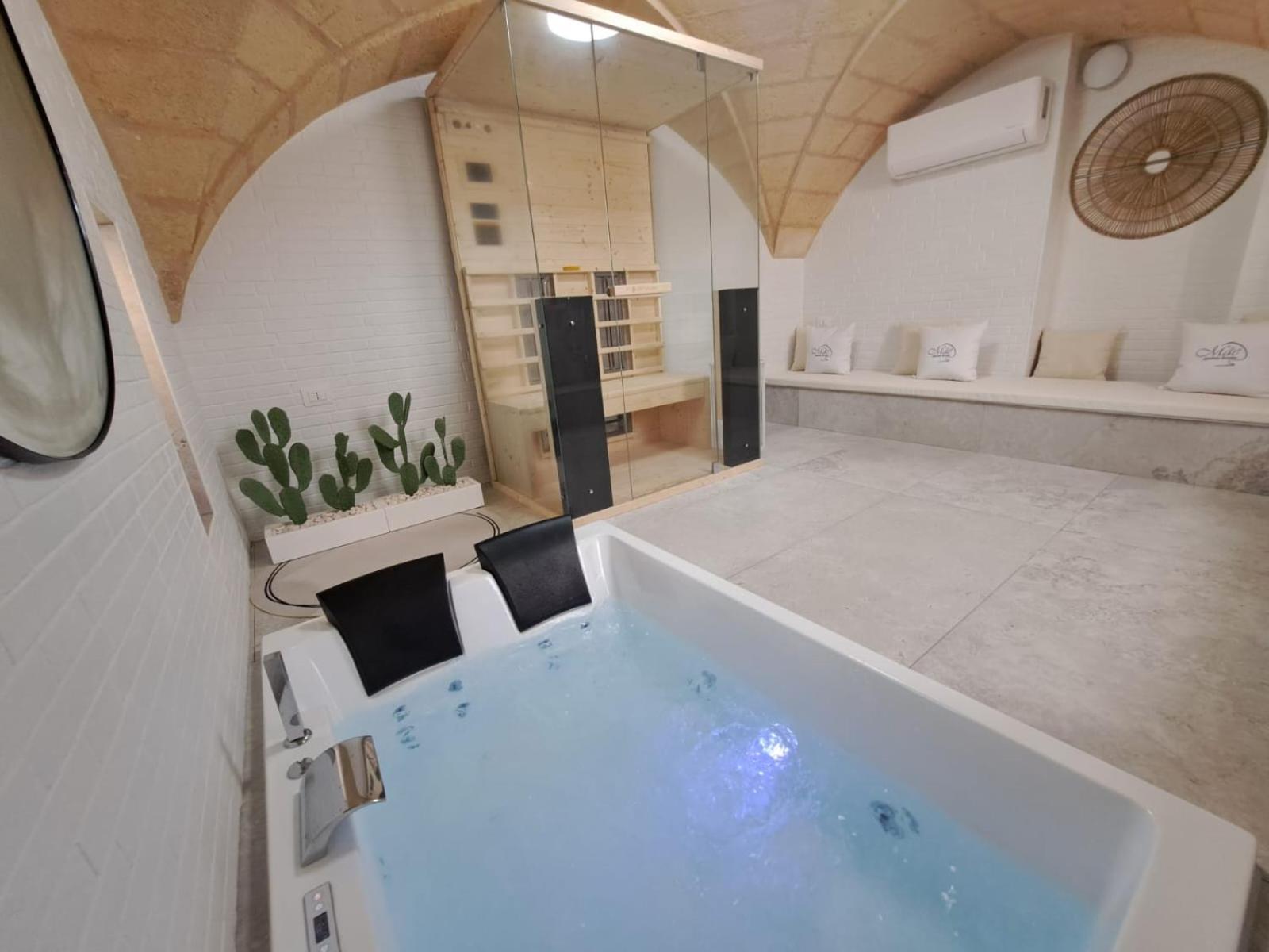 Mae Apulian Rooms 格罗塔列 外观 照片