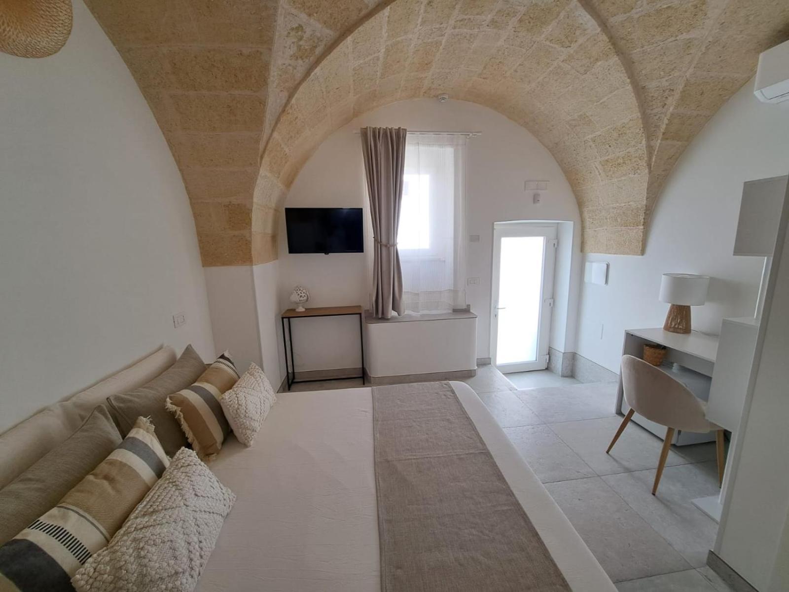 Mae Apulian Rooms 格罗塔列 外观 照片