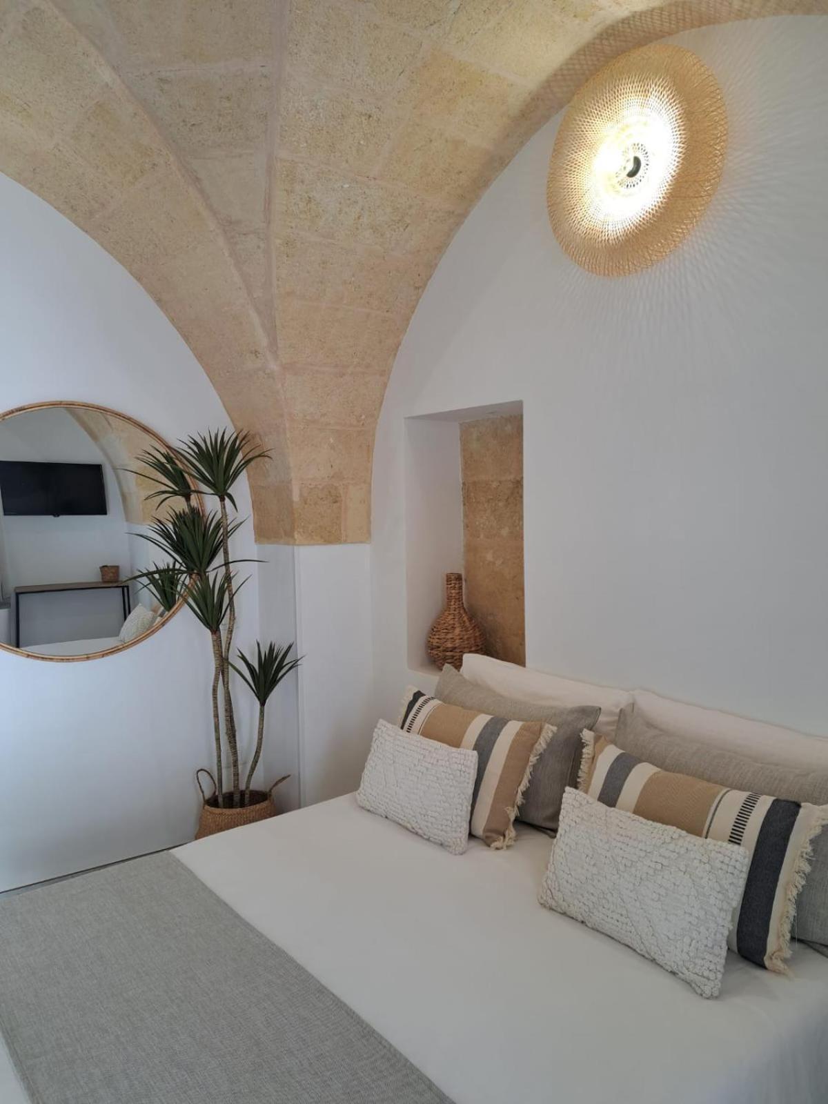 Mae Apulian Rooms 格罗塔列 外观 照片