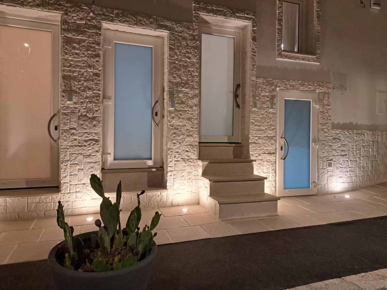 Mae Apulian Rooms 格罗塔列 外观 照片
