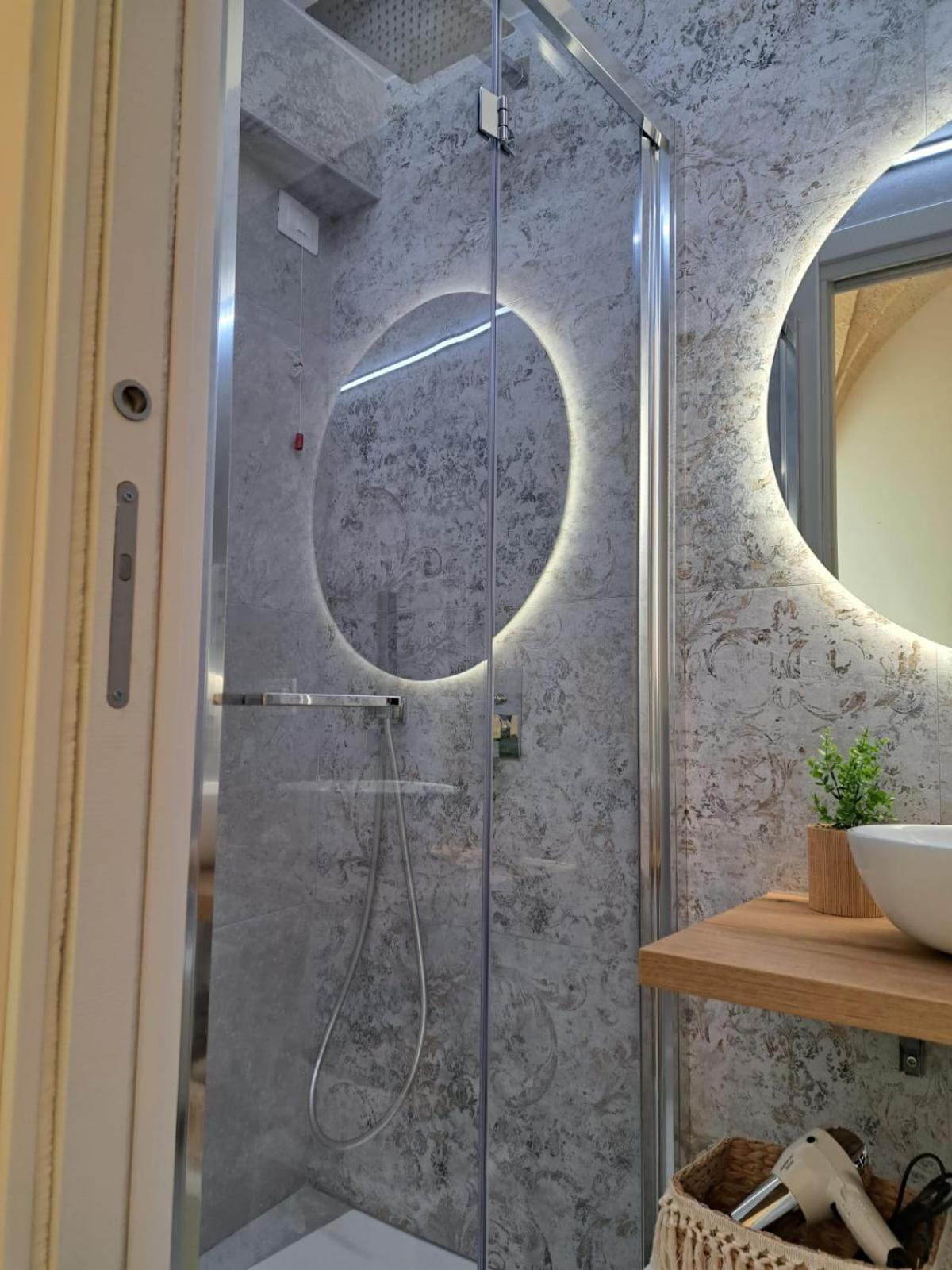 Mae Apulian Rooms 格罗塔列 外观 照片